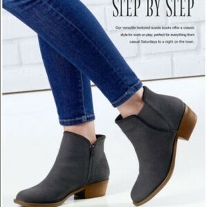 Kensie Gerona Perforated Suede Bootie Size 7.5